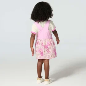 Set da bambina a due pezzi composto da camicia a maniche corte e salopette stampata (bambine piccole)
